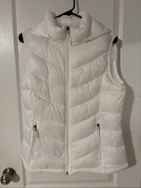 Charter Club White Quilted Puffer Vest with High Collar